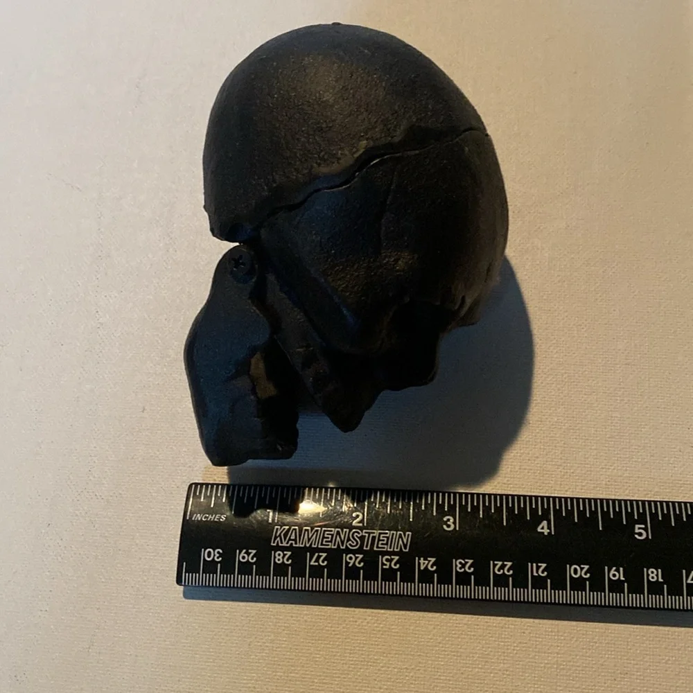 Vintage Iron Metal, Heavy Black Skull with Moving Jaw - Picture 5 of 7